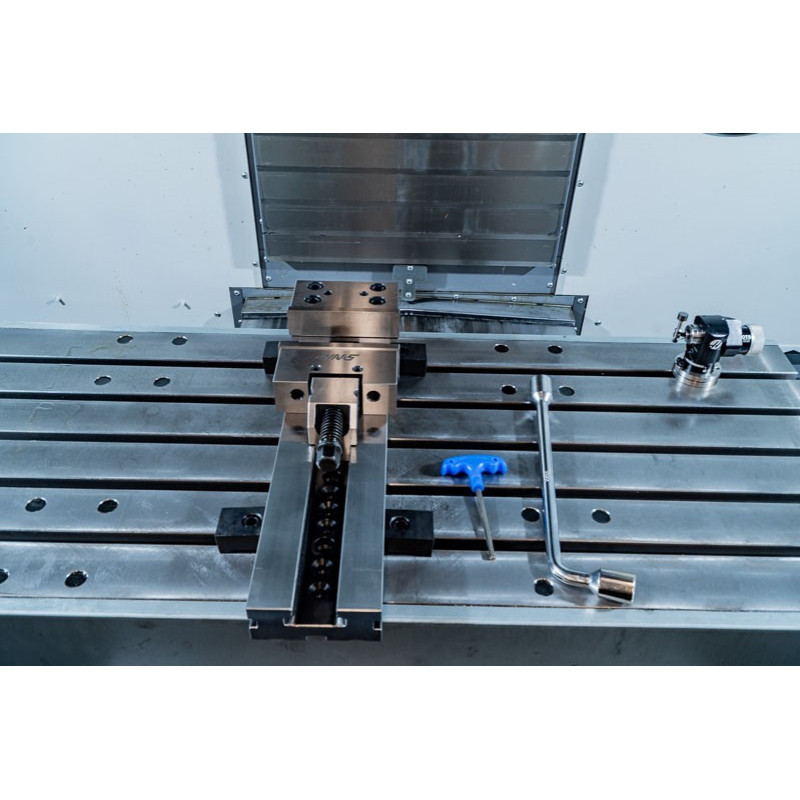 150mm (6") Single-Station Modular Fixed-Jaw Vise, 300mm (12") Opening