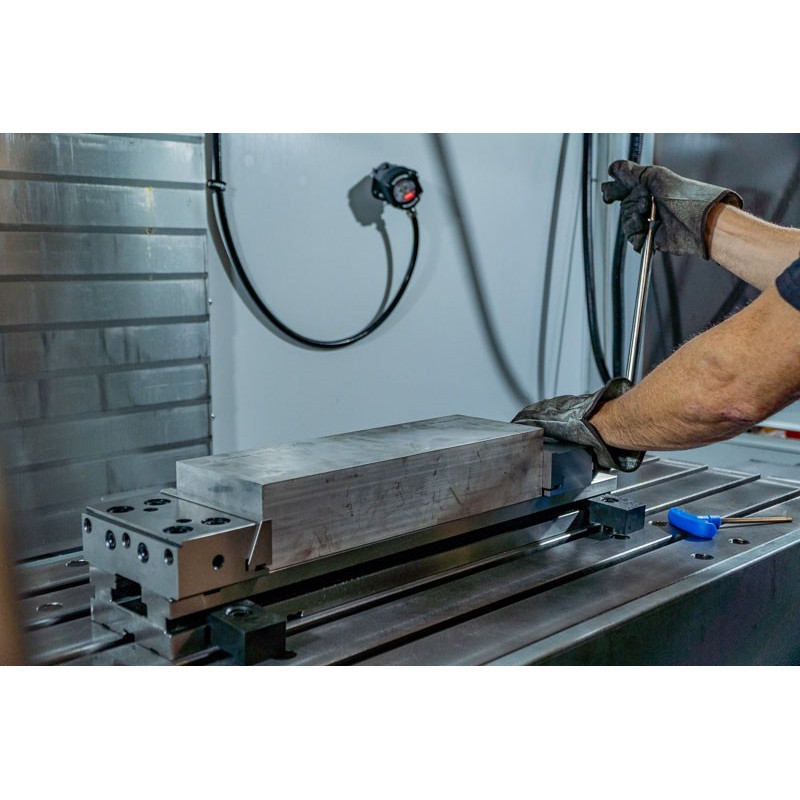 150 мм (6 дюймів) однопозиційні модульні лещата з фіксованою кулачкою, отвір 400 мм (16 дюймів)