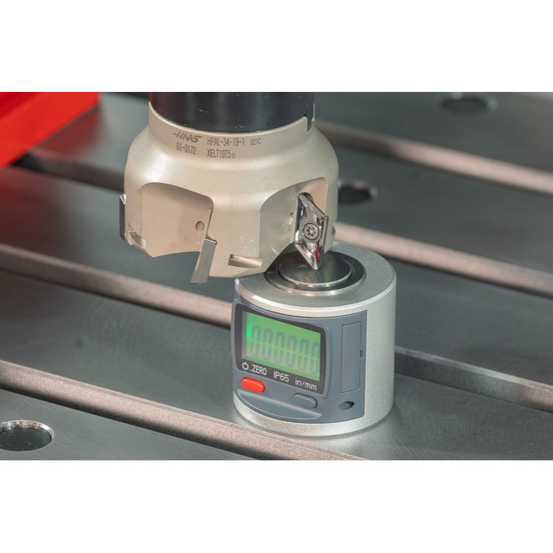 Цифровий висотомір 50 мм (1,9685 дюйма), роздільна здатність 0,001 мм (0,00005 дюйма), точність ± 0,008 мм (0,0003 дюйма), IP65