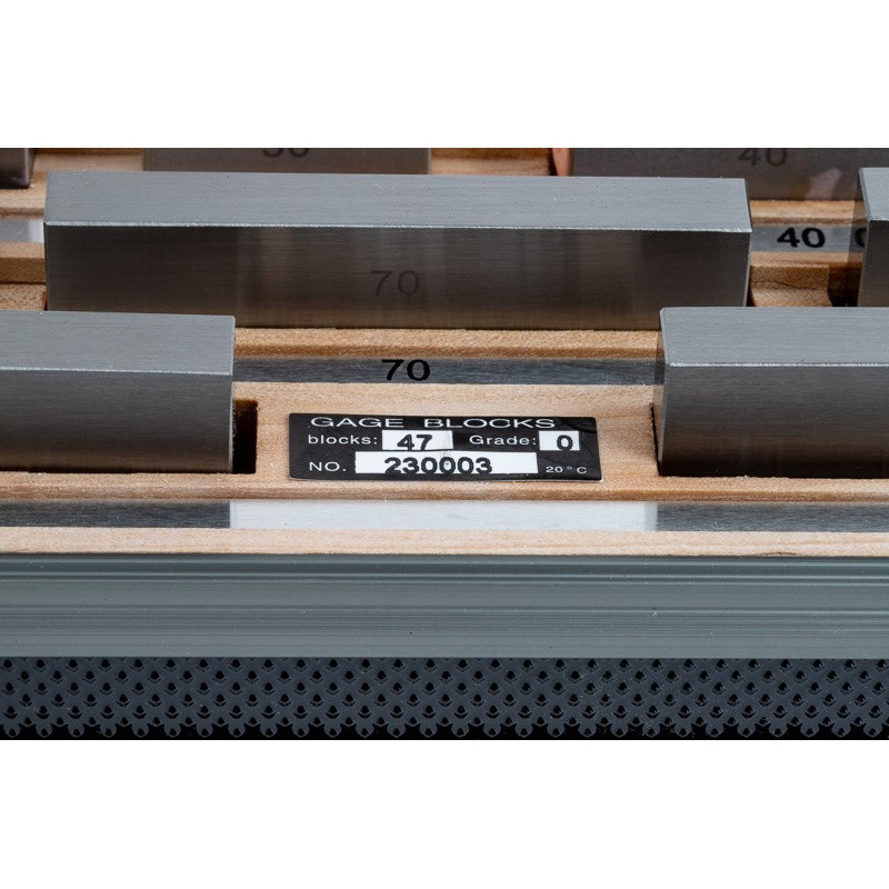 47-Piece, Metric Gauge Block Set, AS-0 Grade, 1 - 100mm