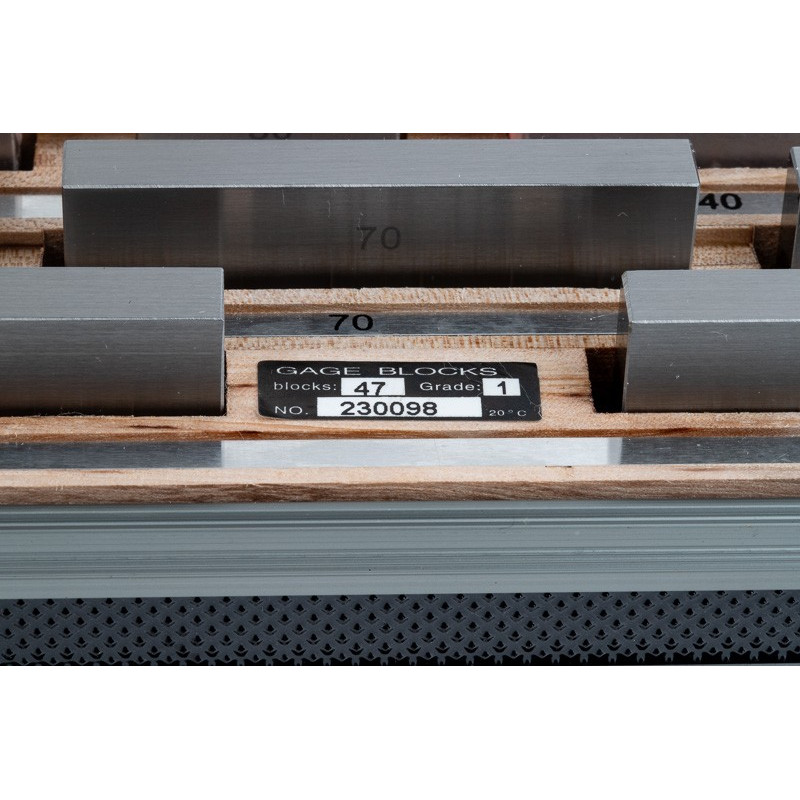 47-Piece, Metric Gauge Block Set, AS-1 Grade, 1 - 100mm