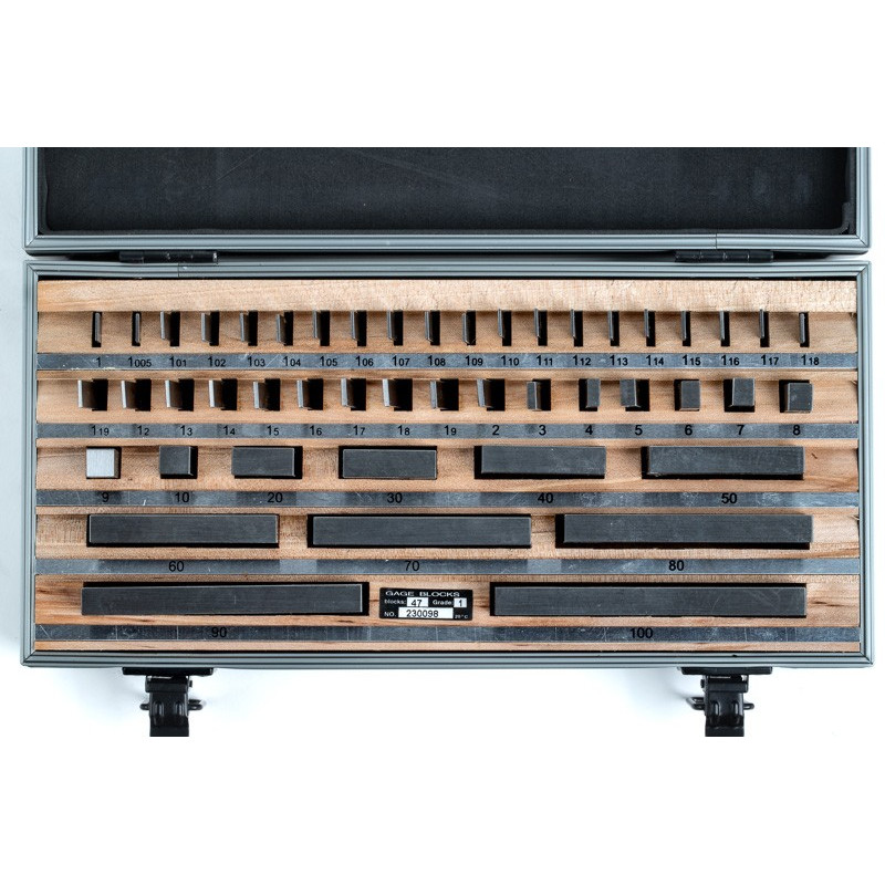 47-Piece, Metric Gauge Block Set, AS-1 Grade, 1 - 100mm