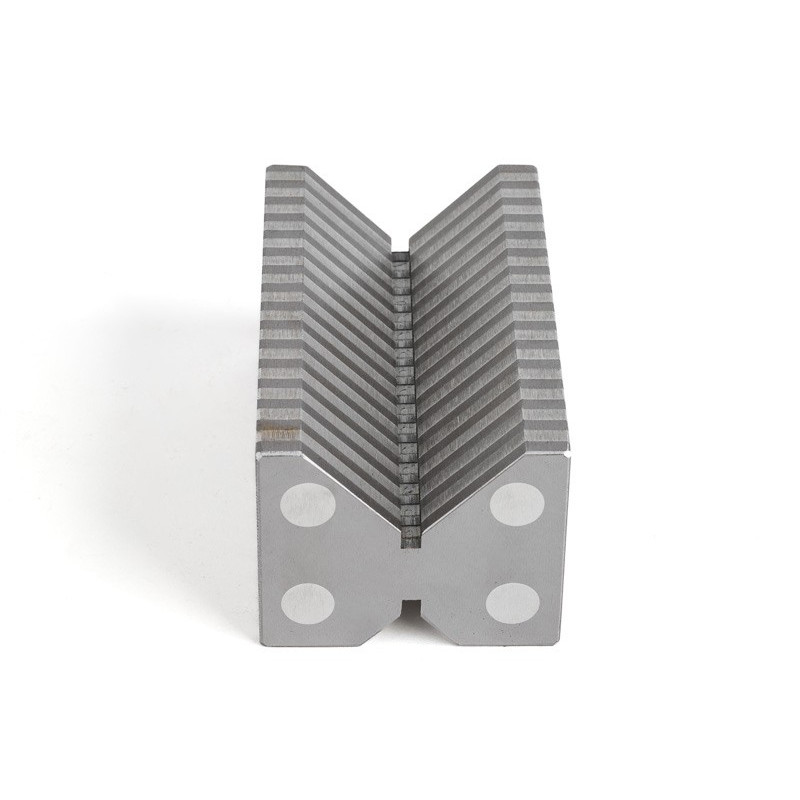 Магнітно-індукційний V-подібний блок, 100x58x46 мм, діаметр заготовки 50 мм, подвійний V-подібний блок 90°