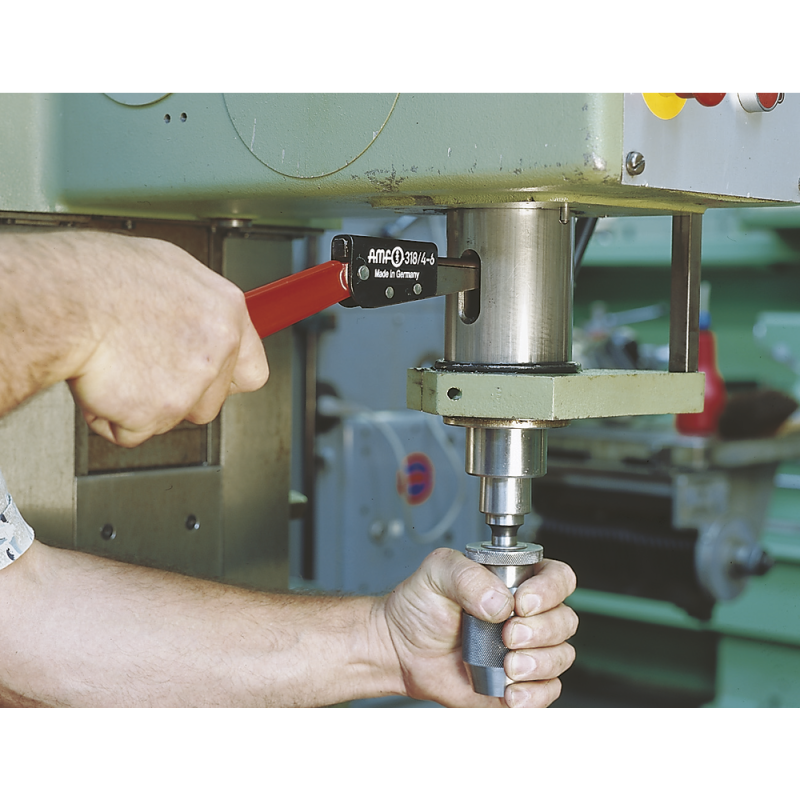 Викидач DIN317 MK1-3 (однручний)