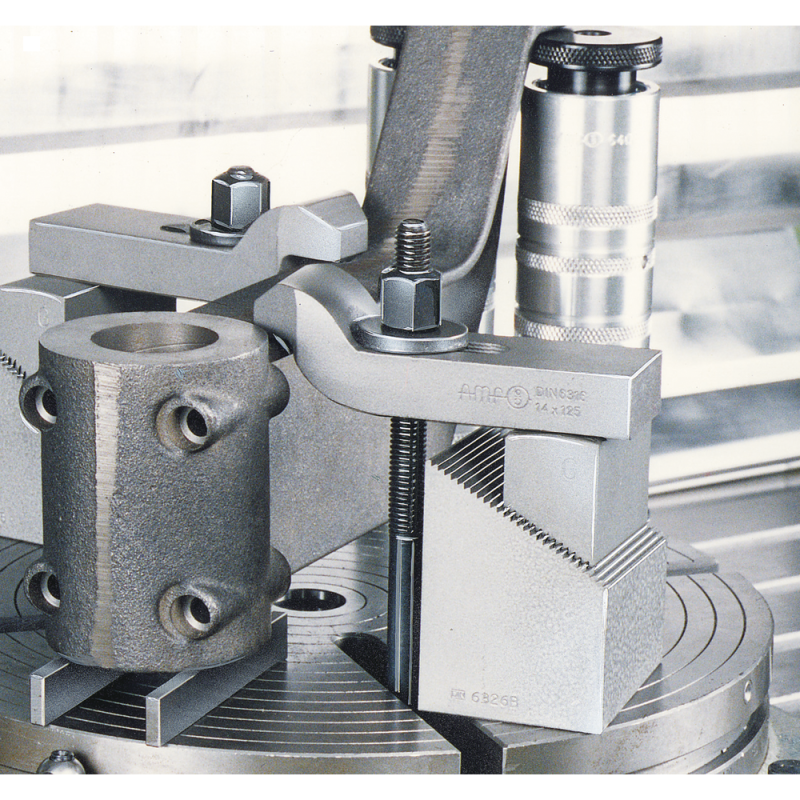 Clamp DIN6316, 6.6x60mm, for clamping screw M6, offset